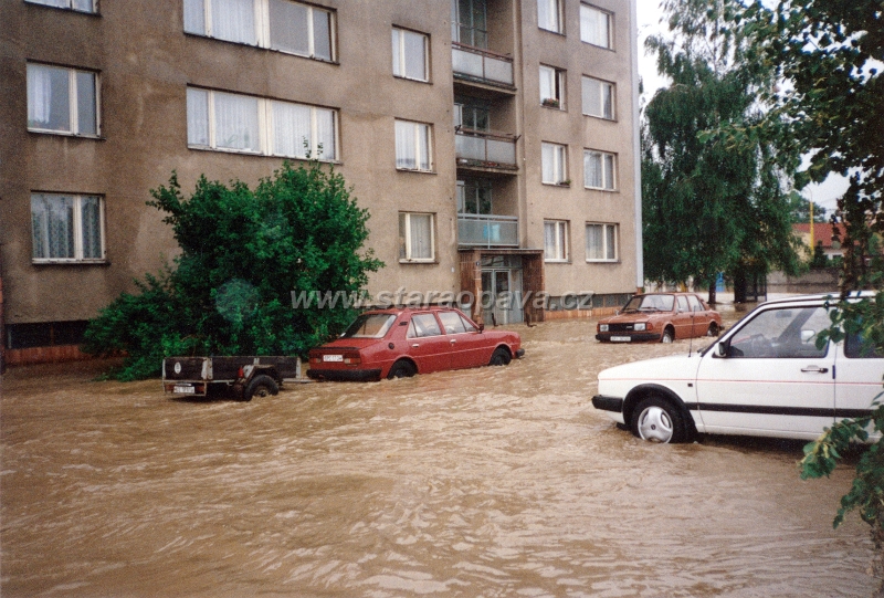 1997 (20).jpg - Povodně 1997 - Ulice E.Beneše